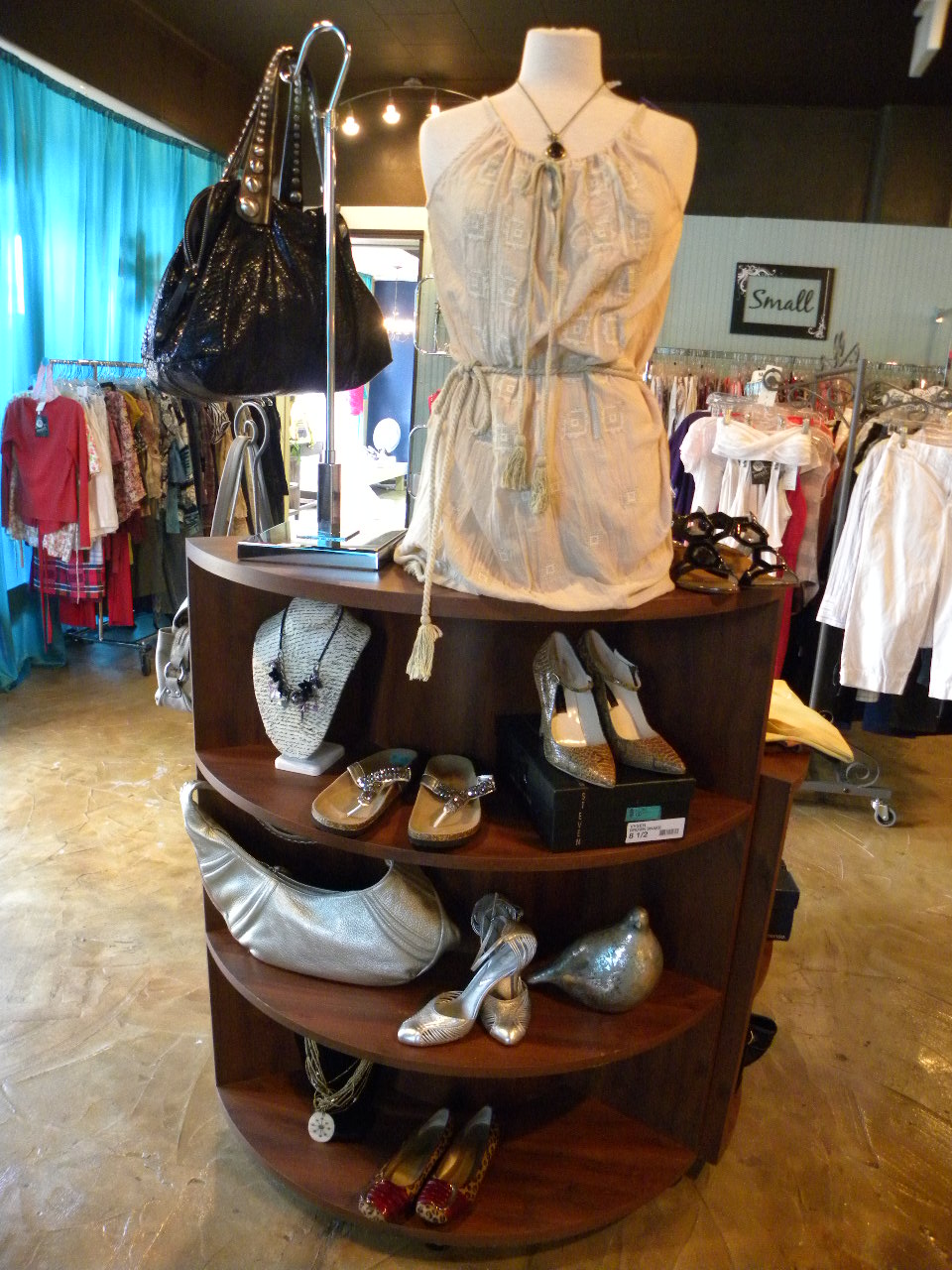 downtown branson shoe stores on Downtown Branson Weezie S Upscale Resale Boutique